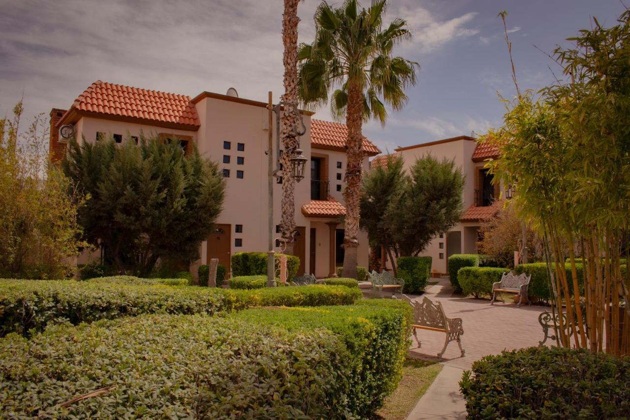 Suites Cervantes Chihuahua Esterno foto