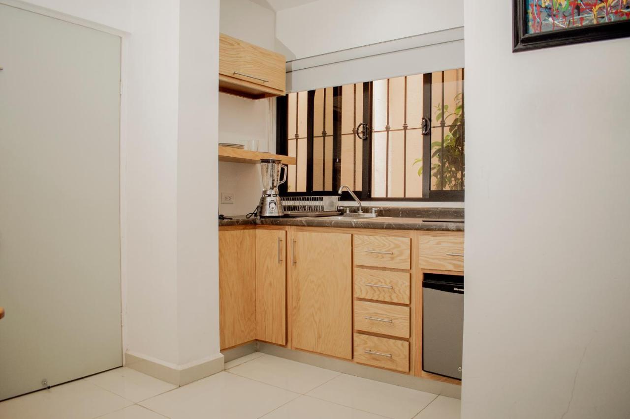 Suites Cervantes Chihuahua Esterno foto